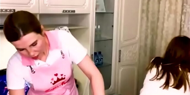 ass,blonde,closeup,gorgeous,molten,real,reality,russian,teen,wax,webcam