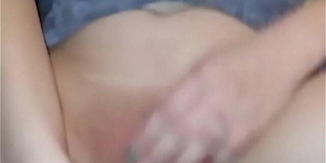 amateur,femdom,masturbation,pussy