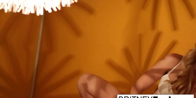 ass,babes,blonde,boobs,femdom,masturbation,pornstar,pussy,retro,solo,tease