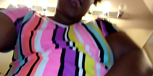 amateur,ebony,femdom,fingering,milf,pussy,shaved,webcam