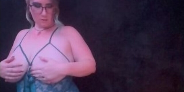 amateur,bbw,big ass,big tits,boobs,curvy,fetish,massage,massive tits,milf,solo