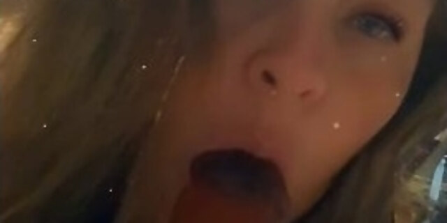 amateur,bbw,blowjob,milf,solo,toys