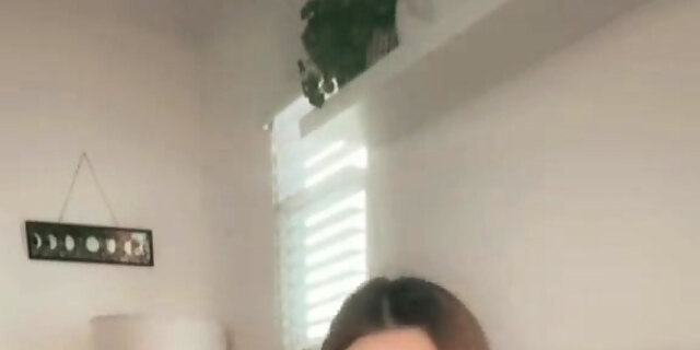 amateur,babes,blonde,dildo,masturbation,nude,solo,toys,webcam