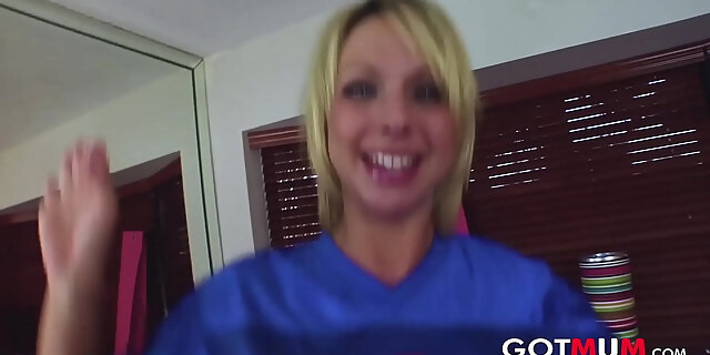 amateur,big tits,big tits blonde,blonde,boobs,milf