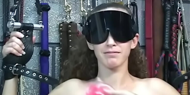 amateur,bdsm,blowjob,bondage,fetish,fingering,hardcore,slapping