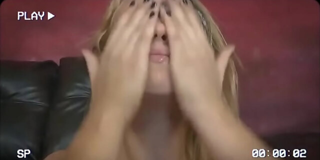 blonde,cumshot,facial