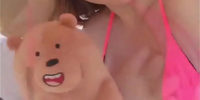 femdom,latina,masturbation,public,pussy,squirt,street