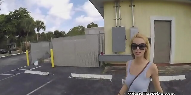 amateur,big tits,blowjob,boobs,car,cash,homemade,molten,outdoor,public,reality,teen