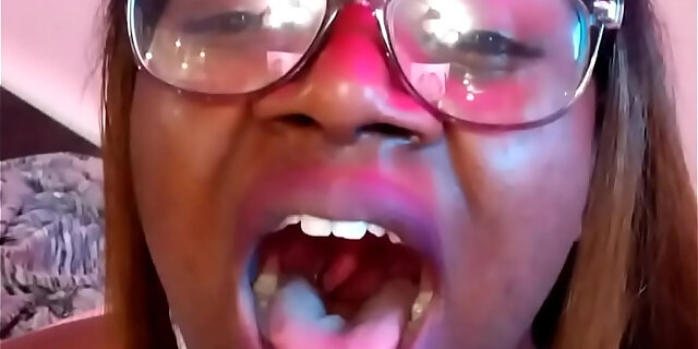 amateur,big ass,fingering,homemade,model,natural tits,orgasm,solo