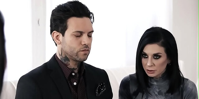 babes,emo,fetish,fingering,goth,hardcore,hd,milf,punk,tattooed,threesome