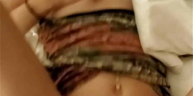 amateur,latina,orgasm,small tits,teen,webcam