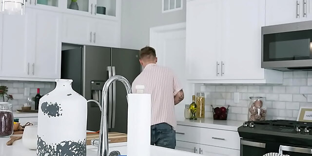 anal,ass,big cock,blowjob,deepthroat,doggystyle,fingering,flashing,gagging,handjob,lingerie,milf,rough,slapping,stepmom