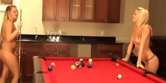 amateur,american,babes,blonde,hardcore,homemade,lesbian,naughty,petite,shaved,striptease,tease,teen,tight pussy,tiny