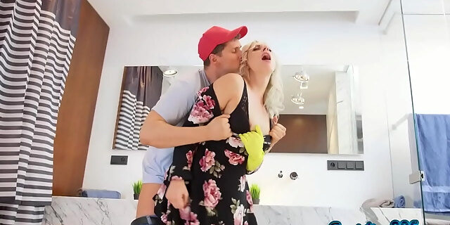 anal,ass,blonde milf,blowjob,boobs,cougar,deepthroat,fingering,milf,missionary,squirt,squirting